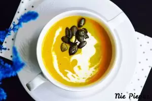 zupa-z-dyni-przepis-niepieprz