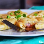 Pierogi z surowymi ziemniakami i boczkiem Pierogi z surowymi ziemniakami i boczkiem